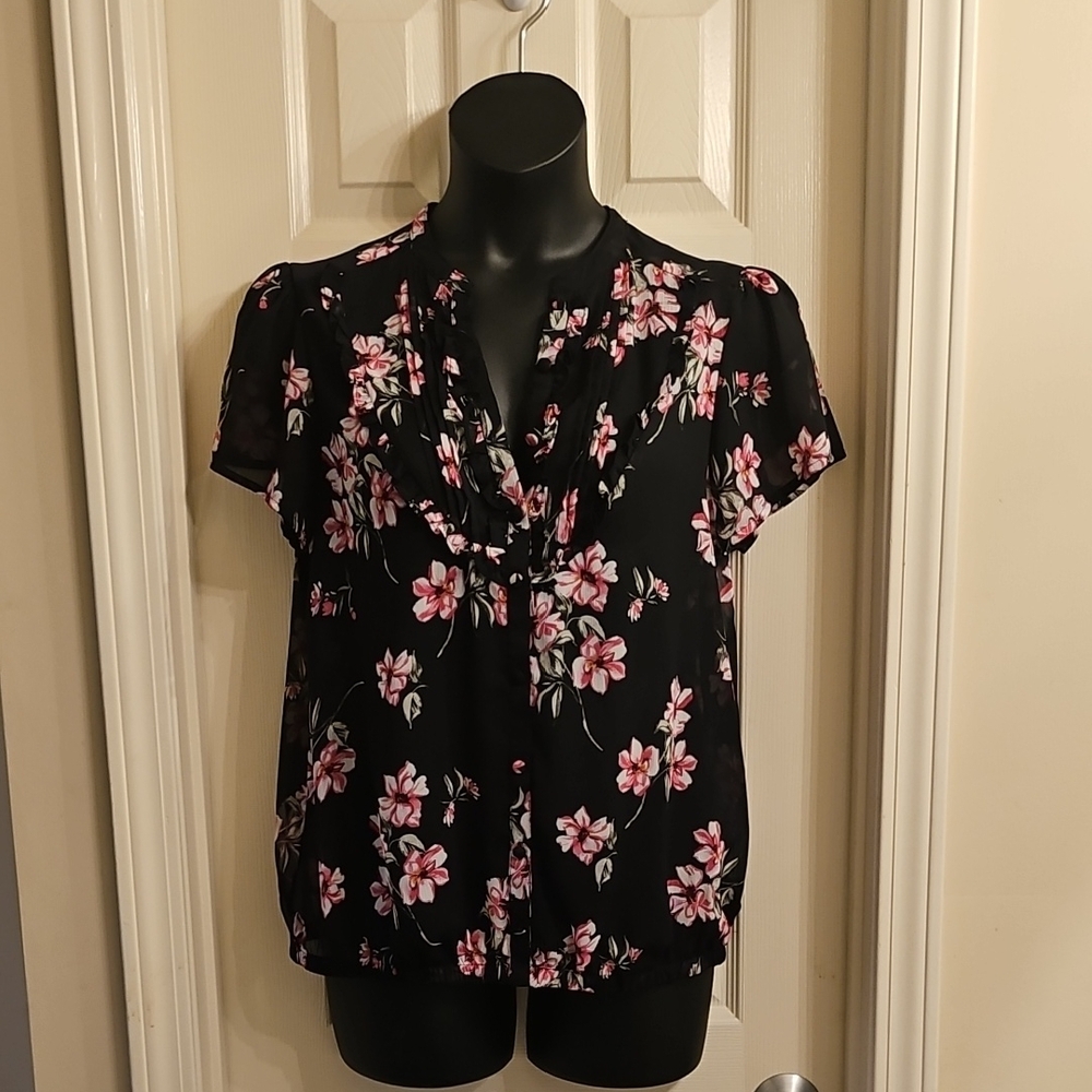 Torrid Black and Pink Ruffled Tie Front Blouse
